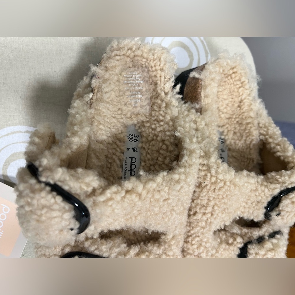 BIRKENSTOCK Arizona Big Buckle Shearling
Shearling - Teddy Eggshell - Picture 4 of 5